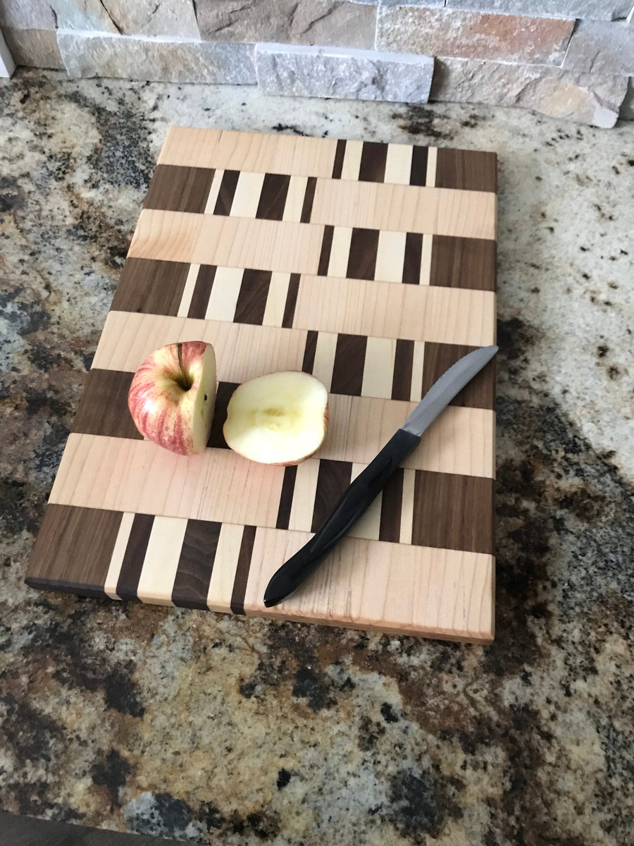 Chopping board and serving tray, Thick and hard Walnut wood.Kitchen decor.  Round